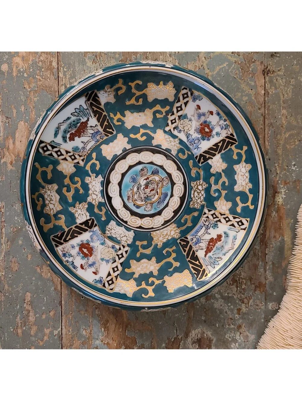 Vintage 1960’s Gold Imari Hand painted Porcelain Rimmed Plate